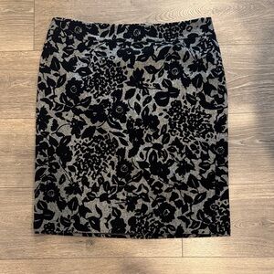 Ann Taylor Black and Gray Floral Midi Skirt